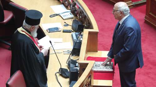 Ορκίστηκε βουλευτής ο Γιάννης Αμανατίδης – Πήρε την έδρα της Νοτοπούλου