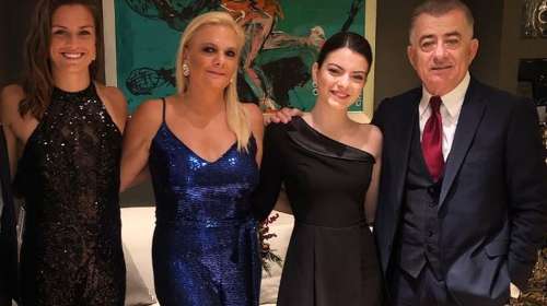 Η μητέρα της Μαρίας Σάκκαρη στα εγκαίνια του Επίτιμου Προξενείου του Πριγκιπάτου του Μονακό