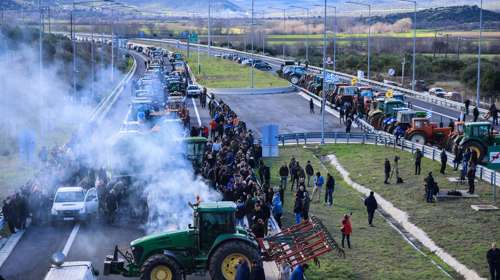 Αγροτικά μπλόκα: Κλειστό το ρεύμα εξόδου στα Μάλγαρα - Τι ισχύει σε Χαλκιδική, Ημαθία, Πέλλα, Πιερία, Καβάλα...