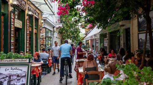 Κορονοϊός:  226 νέες εισαγωγές  και δύο θάνατοι την τελευταία εβδομάδα