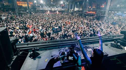 Η επιστροφή της rave και techno μουσικής στην Αθήνα