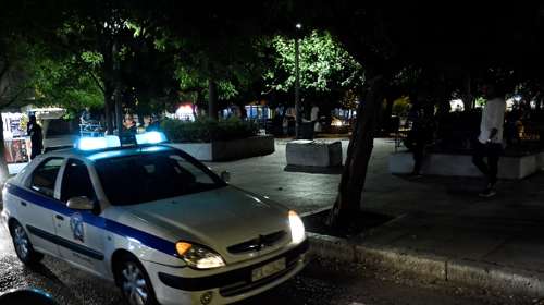 Παγκράτι: Αναζητείται γυναίκα που σκάει λάστιχα αυτοκινήτων