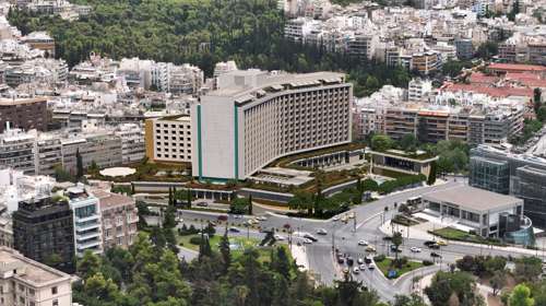 The Illisian: Μετράει αντίστροφα ο χρόνος για την επίσημη λειτουργία του πρώην Hilton - Πώς θα είναι και ποια η ιστορία του