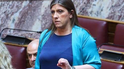 Η Ζωή Κωνσταντοπούλου "εξερράγη" και για τα γλυκά που ήθελε να προσφέρει βουλευτής για την ονομαστική του εορτή
