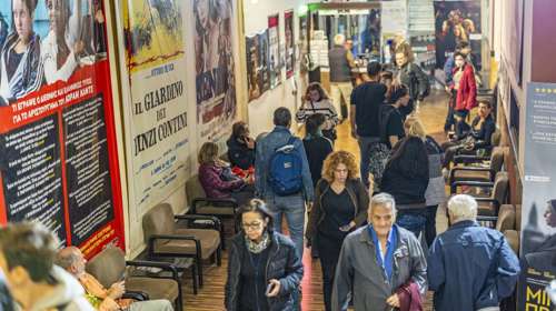 30 Οκτωβρίου μην κανονίσετε - έχει Γιορτή του Σινεμά με είσοδο 2€