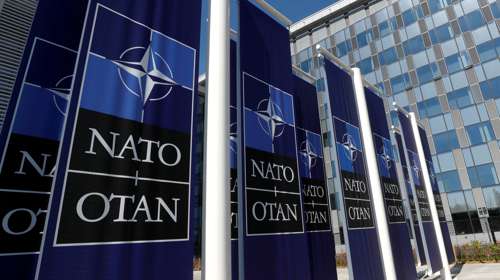 Guardian: Συναντήσεις του ΝΑΤΟ με σεναριογράφους και παραγωγούς σε Ευρώπη &amp; ΗΠΑ - "Ξεκάθαρη προπαγάνδα"
