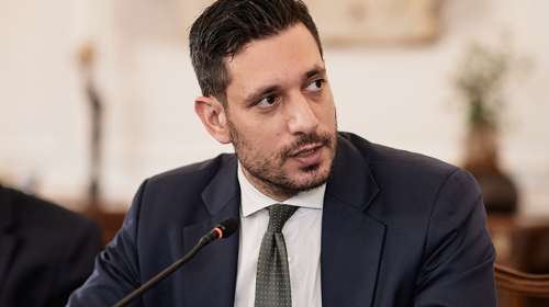 Κυρανάκης: "Έρχεται πλήρης απαγόρευση χρήσης ηλεκτρικού πατινιού στο δρόμο από ανήλικους"