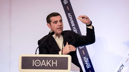Ο Αλέξης Τσίπρας θυμήθηκε τον Αρη Βελουχιώτη στη Λαμία: Για τον πατριωτισμό, όχι για τις σφαγές