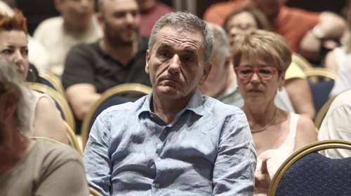 Ο Ευκλείδης Τσακαλώτος "ούτε ν΄ακούσει" δεν θέλει για Τσίπρα- Τι έγραψε για το άρθρο Καρτερού στην ΕφΣυν