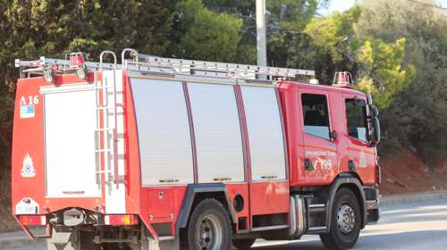 Οριοθετήθηκαν οι δύο φωτιές στην Κορινθία: Ξέσπασαν σχεδόν ταυτόχρονα σε Αγγελόκαστρο και Άνω Αλμυρή