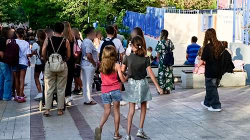 Αγιασμός στα σχολεία: Τι ισχύει με τη γονική άδεια - Ποιοι τη δικαιούνται - Τι πρέπει να ξέρουν οι γονείς