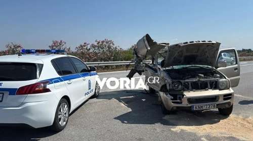 Νεκρή 70χρονη μετά από σοβαρό τροχαίο στα διόδια των Μαλγάρων -ΙΧ συγκρούστηκε με νταλίκα [βίντεο]