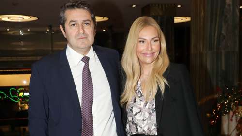 Ξεσπά η Μεσσαροπούλου: Εχω δει τον εαυτό μου να κλαίει στην εντατική και τον άντρα μου διασωληνωμένο