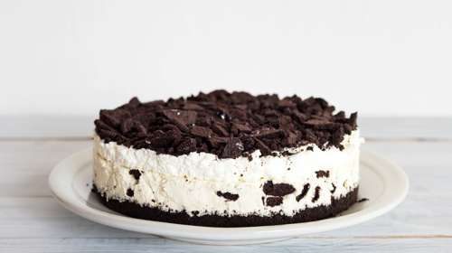 Θεϊκό cheesecake με oreo - Ετοιμο σε 10 λεπτά, δεν θέλει καν ψήσιμο