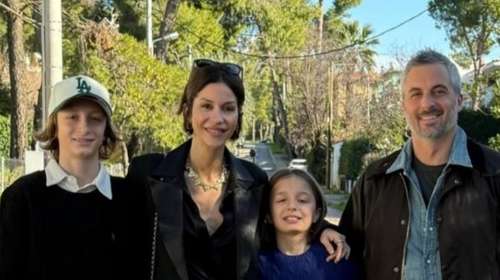 Σοφία Καρβέλα: Δείπνο σε ιταλικό με την οικογένειά της -  Το εστιατόριο λειτουργεί από τη δεκαετία του '50