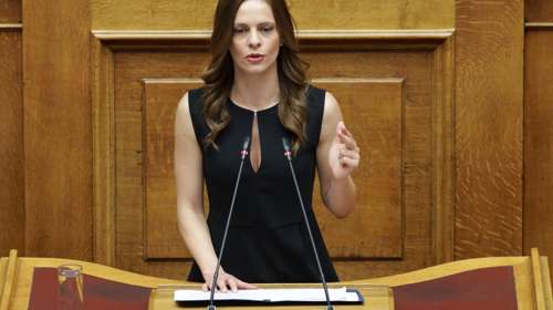 Αχτσιόγλου: Παραιτήθηκα από τη Νέα Αριστερά για λόγους στρατηγικής - Τα σενάρια προσχώρησης στο κόμμα Τσίπρα