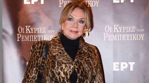 Αγάπη Πολίτη: Super chic σε εκδήλωση σε μουσείο στο Παγκράτι