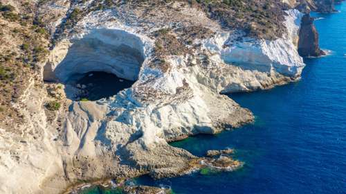 Τα ελληνικά νησιά που είναι ανάμεσα στους ενναλακτικούς προορισμούς, σύμφωνα με τη Mirror