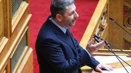 Ανδρουλάκης: "Η αλήθεια βλάπτει το ψέμα, το σκοτάδι και το Μέγαρο Μαξίμου"