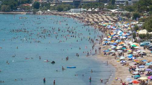 Βάρκιζα: Διαψεύδει ο Δήμος την επίθεση λαγοκέφαλου σε λουόμενη