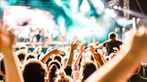 Party in the Park: Ένα επικό ολοήμερο πάρτι μαζί με τους κορυφαίους ραδιοφωνικούς σταθμούς της πόλης