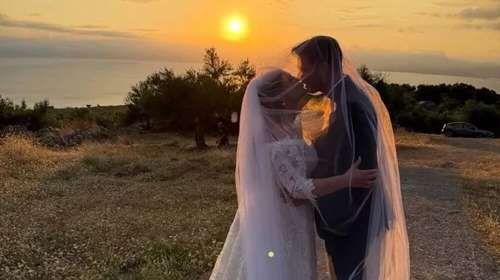 Η Δανάη Μπάρκα φωτογραφίζει το "αγόρι" της, Φάνη Μπότση