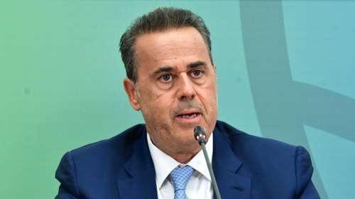 Παπασταύρου: Ανοιχτό το ενδεχόμενο για νέα μέτρα στήριξης της κοινωνίας σχετικά με το πετρέλαιο