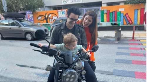 Μαίρη Συνατσάκη: Σπάνια κοινή φωτογραφία με τον Ιαν Στρατή και την κόρη τους, Ολίβια