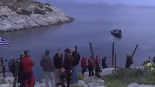 Λιμανάκια Βουλιαγμένης: Αύριο η δύσκολη επιχείρηση ανάσυρσης της σορού του 34χρονου δύτη