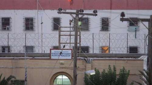 Αγριο ξύλο μέσα στις φυλακές Αλικαρνασσού: Κρατούμενοι πιάστηκαν στα χέρια - Αναστάτωση στη γύρω περιοχή
