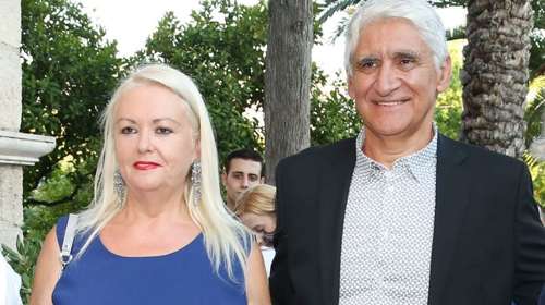 Ο Παναγιώτης Γιαννάκης και η σύζυγός του, Ευγενία σε σπάνια δημόσια εμφάνιση