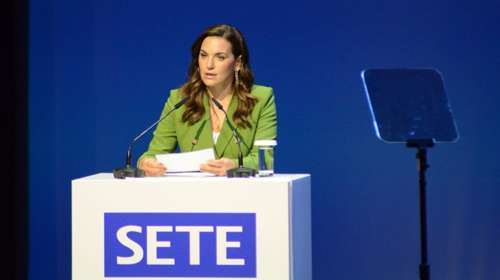 Όλγα Κεφαλογιάννη: Η φιλοξενία χρειάζεται ελευθερία αλλά και κανόνες - Ο νέος νόμος για το χωροταξικό του τουρισμού