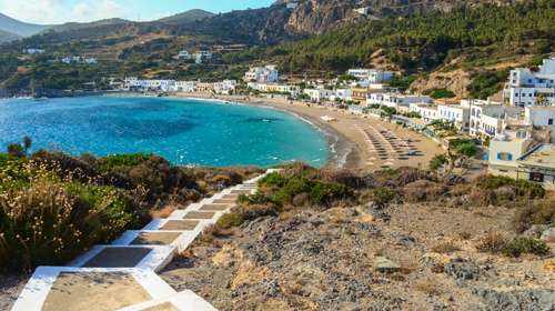Chios Pass - Kythira Pass 2026: Ξεκινούν οι αιτήσεις για τα vouchers των 300 ευρώ - Ποιοι είναι οι δικαιούχοι