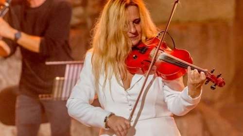Η Ευανθία Ρεμπούτσικα για μία ξεχωριστή μουσική βραδιά στον Λυκαβηττό