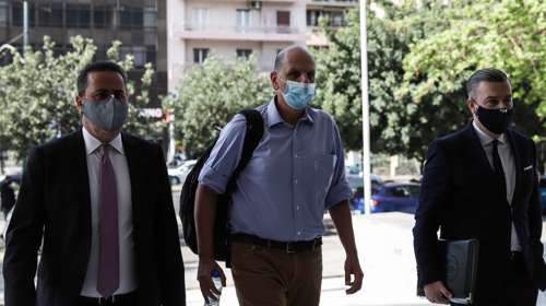 Ο Σάμπυ Μιωνής ζητάει με αγωγή 5 εκατ. ευρώ από τον Δημήτρη Παπαγγελόπουλο και τους "φίλους" του