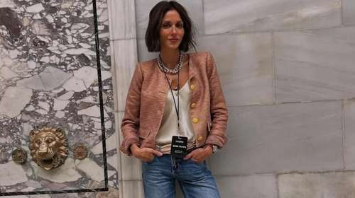 Σοφία Καρβέλα: "Οι γιορτινές μέρες μπορεί να είναι ιδιαίτερα δύσκολες για εμάς τους αλκοολικούς"
