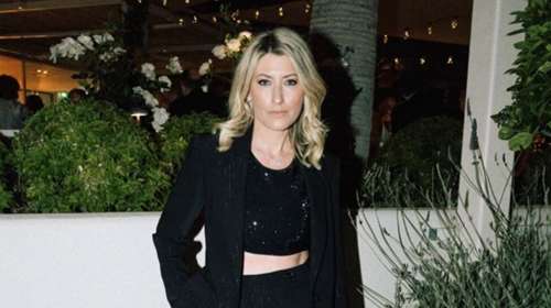 H Σία Κοσιώνη στο dinner που παρέθεσε ο οίκος Armani - Mε crop top και σύνολο με διακριτικές λάμψεις