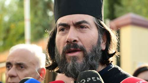 Διακόπηκε η δίκη του πατέρα Αντωνίου για ασέλγεια σε βάρος αγοριών - "Θέλω να δικαστώ, έχω κουραστεί πολύ"