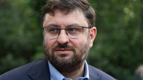 Ο τελευταίος να κλείσει την... πόρτα: Παραιτήθηκε και ο Κώστας Ζαχαριάδης από τον ΣΥΡΙΖΑ