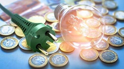 Ανοδος 40% της χονδρικής ρεύματος σε 2 μέρες – Πώς επηρεάζει την αγορά ηλεκτρισμού η κρίση στον Κόλπο