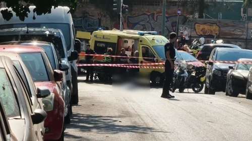 Σταθμός Λαρίσης: Χωρίς τις αισθήσεις του άνδρας στο κέντρο της Αθήνας - Φέρεται να έπεσε από μπαλκόνι ξενοδοχείου