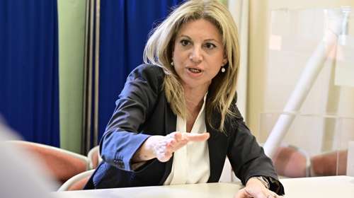 Καρυστιανού: "Από αυτούς που αποχώρησαν τους μισούς δεν τους ήξερα" - Ένας καλούσε σε συγκεντρώσεις έναντι χρηματικού ποσού