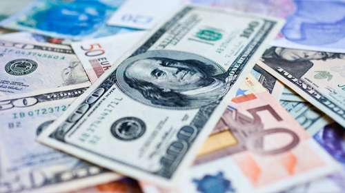 Βρετανία: Δίκτυα ξεπλύματος χρήματος οδηγούν από τη Βρετανία στη Ρωσία