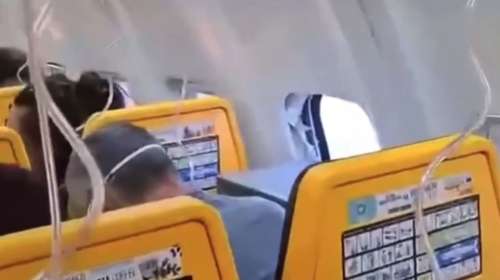 "Αν είναι να πεθάνουμε, θα πεθάνουμε μαζί": Συγκλονίζει η σύζυγος του επιβάτη στην πτήση με το σπασμένο παράθυρο