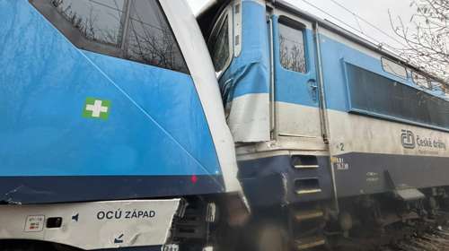 Σύγκρουση τρένων στην Τσεχία: Πάνω από 40 άνθρωποι τραυματίστηκαν