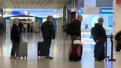 Κύπρος: Οι μισοί επιβάτες της πτήσης που επέστρεψε στην Αθήνα από Λάρνακα, επέλεξαν να μην φύγουν ξανά