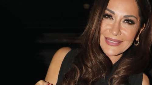 Δέσποινα Βανδή: Στο εστιατόριο όπου εργάζεται ως μάγειρας ο γιος της, Γιώργος