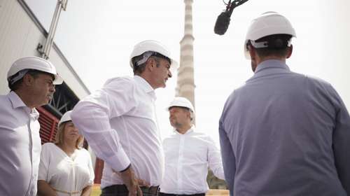 Μητσοτάκης από Πτολεμαΐδα: "Όποιος πιστεύει ότι μπορεί η Δυτική Μακεδονία να επιστρέψει στον λιγνίτη σας λέει ψέματα"