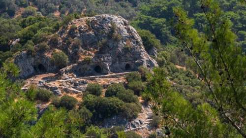 "Η ιστορία του είναι και δική μας": Τουρκικές βλέψεις για αξιοποίηση της "σπηλιάς του Ομήρου" μετά την "Οδύσσεια"