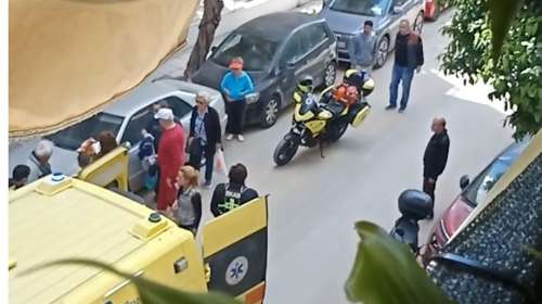Σοβαρό τροχαίο στην Καλλιθέα: Διανομέας παρέσυρε και τραυμάτισε ανήλικο